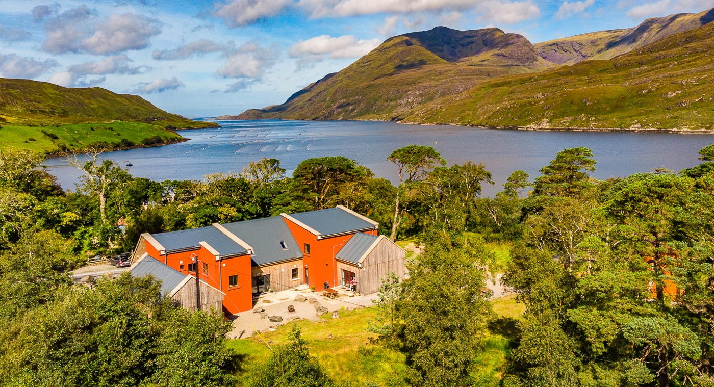 Killary Lodge - Stylish Waterfront Lodge Rental 1