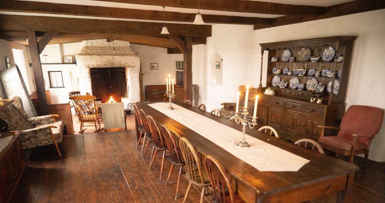 Rosehill House - Charming Thatched Vacation Rental 2