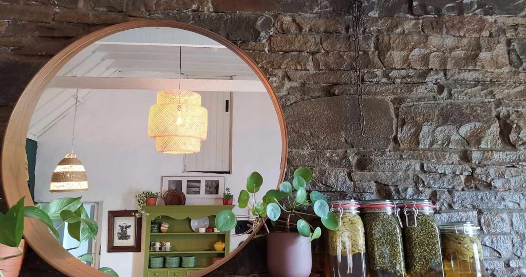 Homestead Cottage Doolin - Michelin Starred Dining in a Charming Setting 1