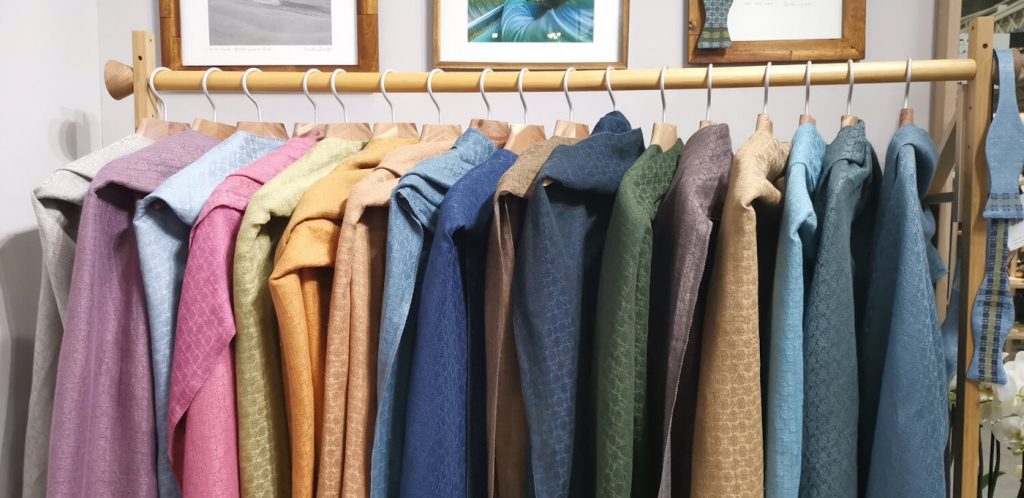 Brendan Joseph - Irish Luxury Scarves Ties Shawls and Pocket squares 2